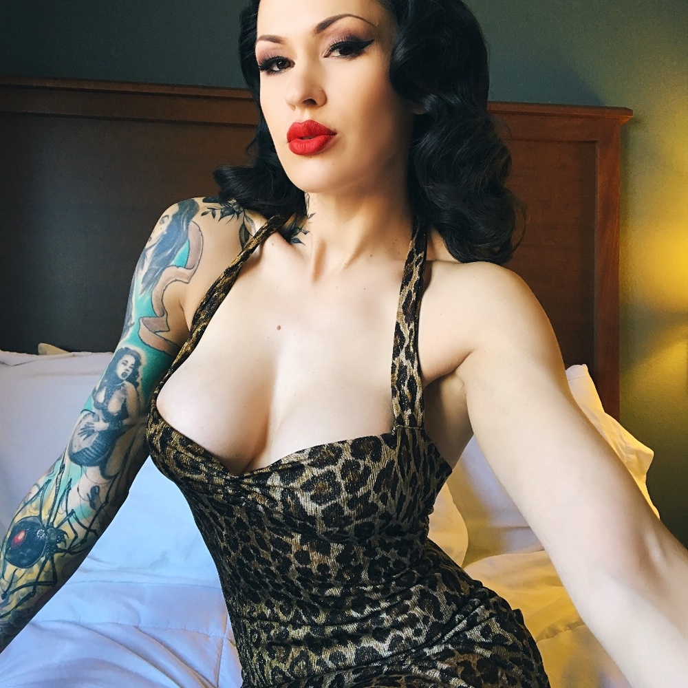 D&G leopard dress for a temptress